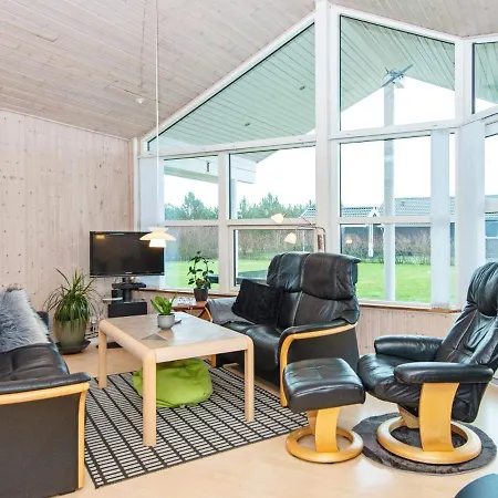 6 Person Holiday In Hemmet