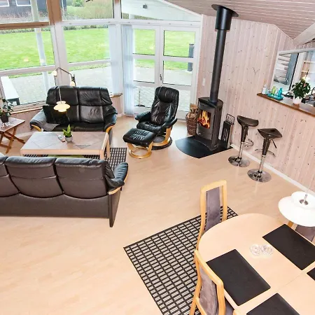 6 Person Holiday In Hotel